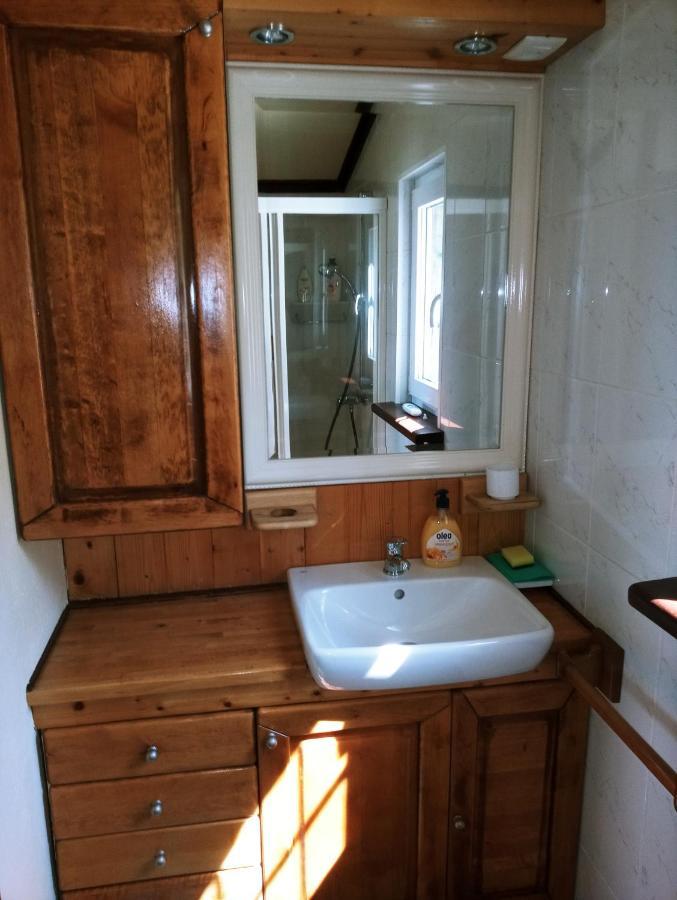Apartments Pomjan Pogled Na Gore Luaran gambar