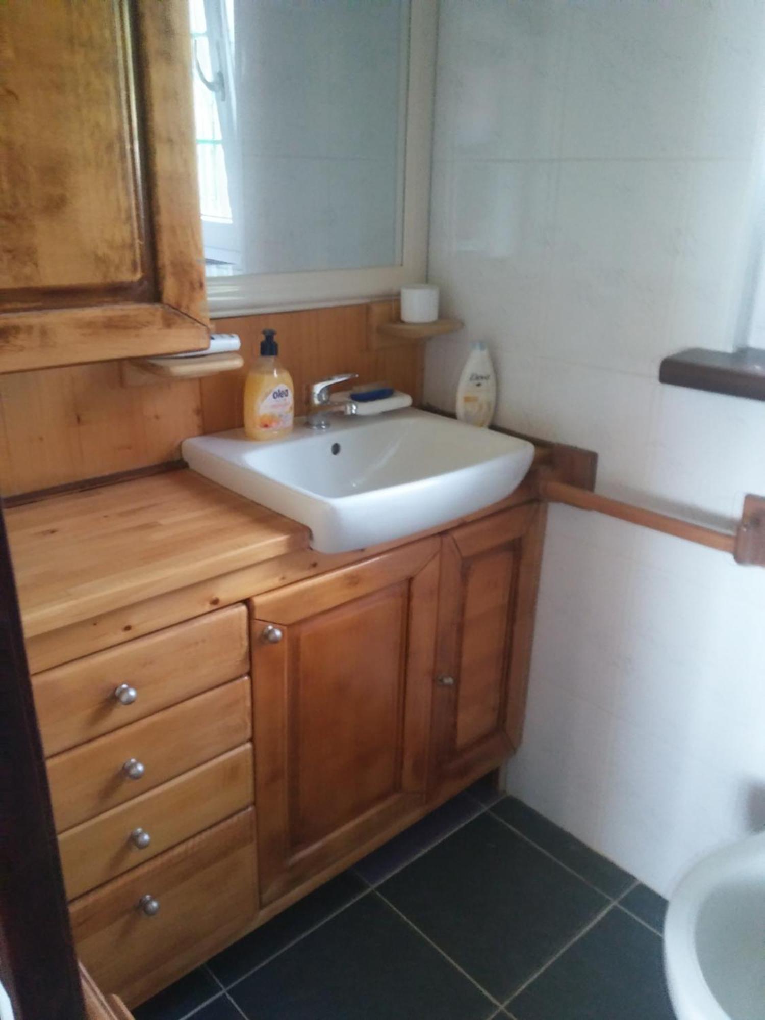Apartments Pomjan Pogled Na Gore Luaran gambar